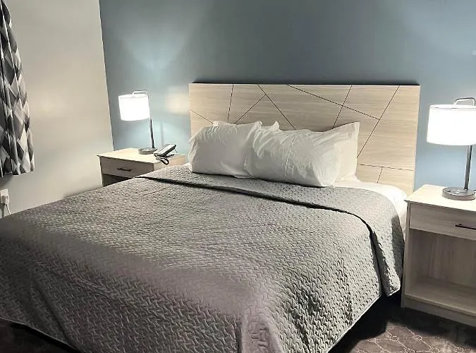 Deluxe Inn & Suites - Long Island City Nyc